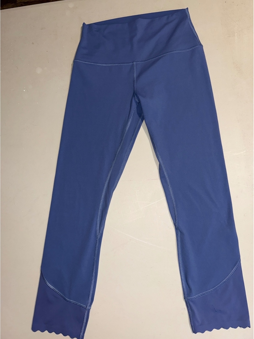 Lululemon Blue High-Rise Cropped Leggings Size 6